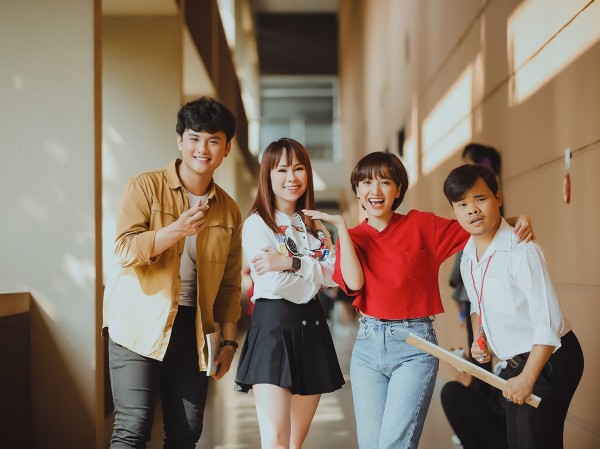 Hotgirl gốc Việt giành giải Hotgirl gốc Việt giành giải "Miss Teen" ở Mỹ đầu tư hơn 1 tỷ đồng cho web-drama về học đường