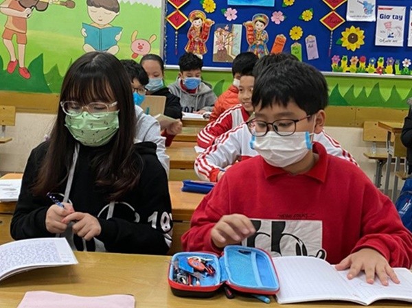 Nhiều trường tại Hà Nội lấy ý kiến phụ huynh về việc đi học lại từ 2/3 Nhiều trường tại Hà Nội lấy ý kiến phụ huynh về việc đi học lại từ 2/3