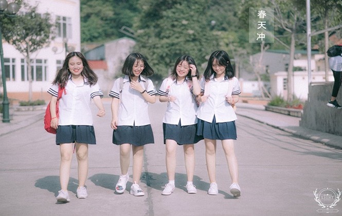 Bộ ảnh kỷ yếu trong veo như nắng Thu của các bạn teen THPT Chuyên Sơn La Bộ ảnh kỷ yếu trong veo như nắng Thu của các bạn teen THPT Chuyên Sơn La