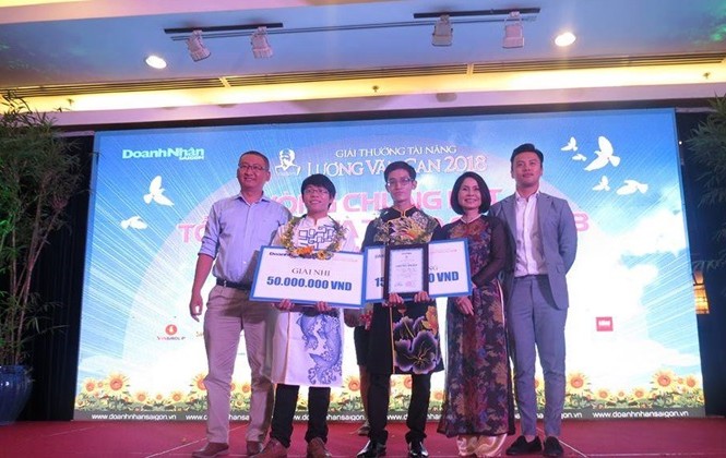 Học lịch sử Việt Nam bằng... ẩm thực Học lịch sử Việt Nam bằng... ẩm thực
