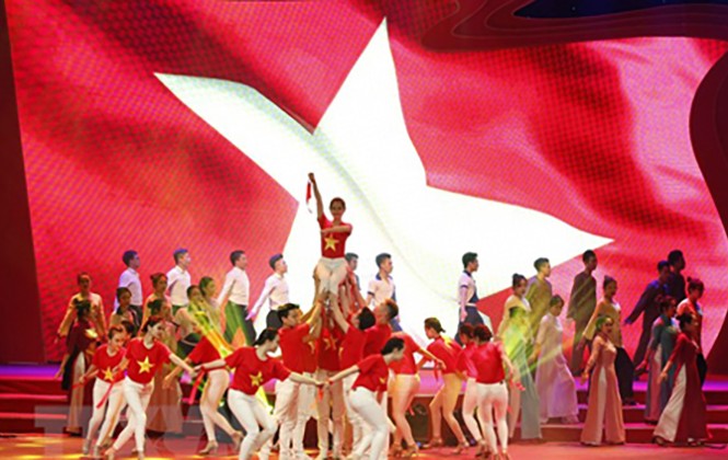 72 cán bộ Đoàn được trao giải thưởng Lý Tự Trọng năm 2019 72 cán bộ Đoàn được trao giải thưởng Lý Tự Trọng năm 2019