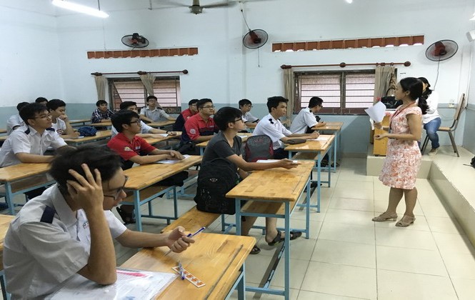 Thí sinh cẩn trọng khi làm hồ sơ tuyển sinh Thí sinh cẩn trọng khi làm hồ sơ tuyển sinh