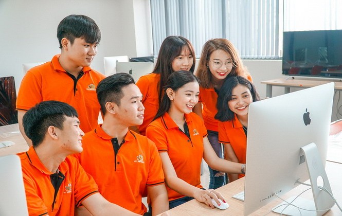 "Đột nhập" phòng lab "cực phẩm" của trường ĐH FPT