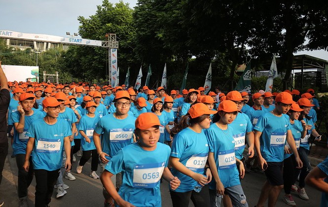 Hơn 2.000 sinh viên, nhân sự khối Công nghệ tham gia giải chạy Hơn 2.000 sinh viên, nhân sự khối Công nghệ tham gia giải chạy "Run For Green 2019" tại Hà Nội