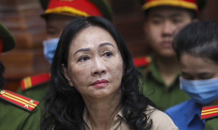Bà Trương Mỹ Lan tại phiên tòa sáng nay