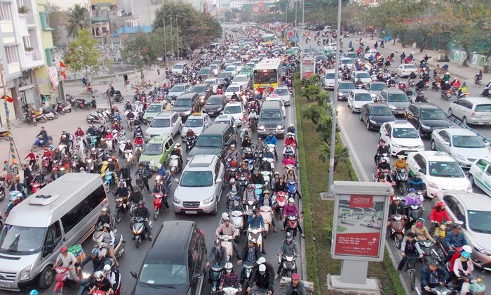 Băn khoăn việc cấm xe máy ở nội thành vào năm 2030, người dân đi lại bằng gì?