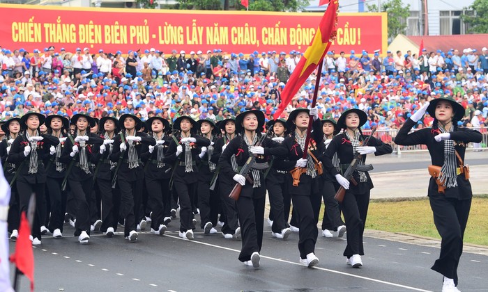 Hình ảnh ấn tượng tại Lễ diễu binh, diễu hành Kỷ niệm 70 năm Chiến thắng Điện Biên Phủ