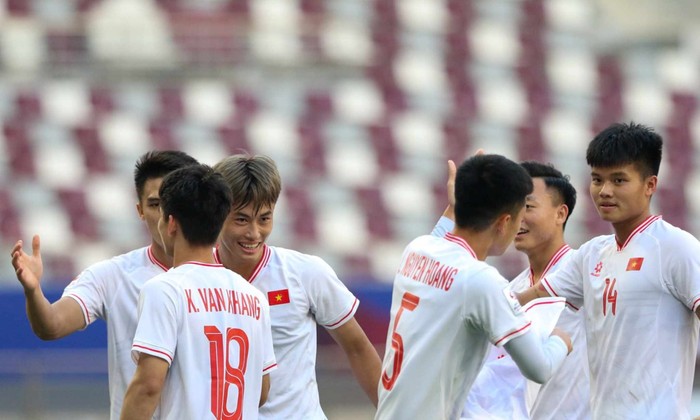Trực tiếp U23 Malaysia vs U23 Việt Nam 0-2(H2): Minh Khoa ghi bàn trên chấm phạt đền