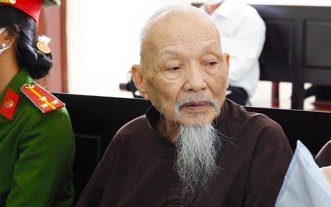 Mở rộng vụ Tịnh Thất Bồng Lai: Ông Lê Tùng Vân bị khởi tố tội 'Loạn luân'