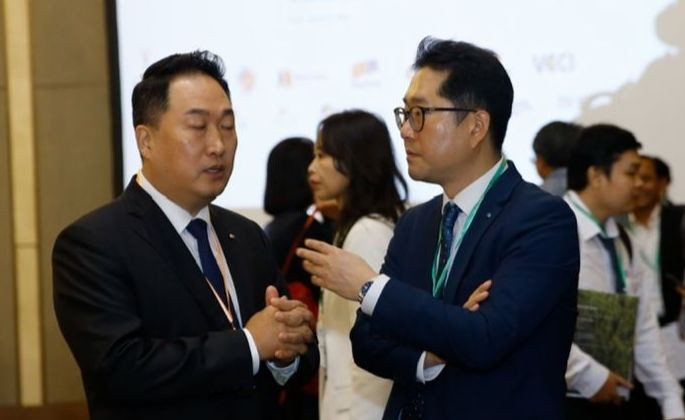 Doanh nghiệp nước ngoài lo 'sốt vó' việc cắt điện ở Việt Nam