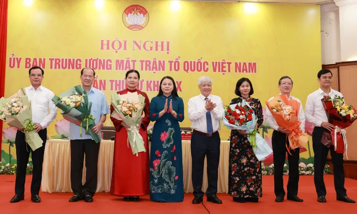 Hiệp thương cử 6 Phó Chủ tịch Uỷ ban Trung ương Mặt trận Tổ quốc Việt Nam