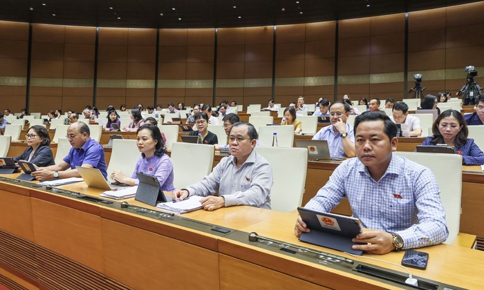 Thống nhất rút ngắn nhiệm kỳ Quốc hội khóa XV 