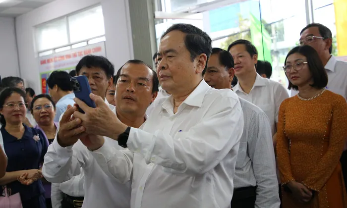 Chủ tịch Quốc hội nói sau sáp nhập: Tiền chưa hẳn quan trọng nhất!