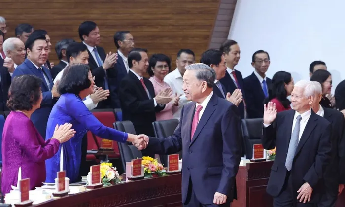 Công bố nhân sự lãnh đạo các tỉnh, thành mới sau sáp nhập