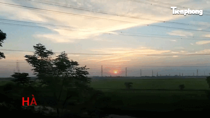 Hà Nội se rét mướt kèm cặp mưa con gián đoạn những ngày thời điểm cuối tháng 10