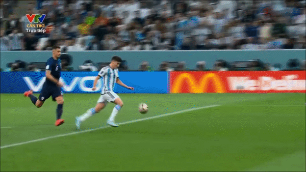 Highlights Argentina 3-0 Croatia: Messi ghi danh vào lịch sử, Argentina ghi danh vào chung kết