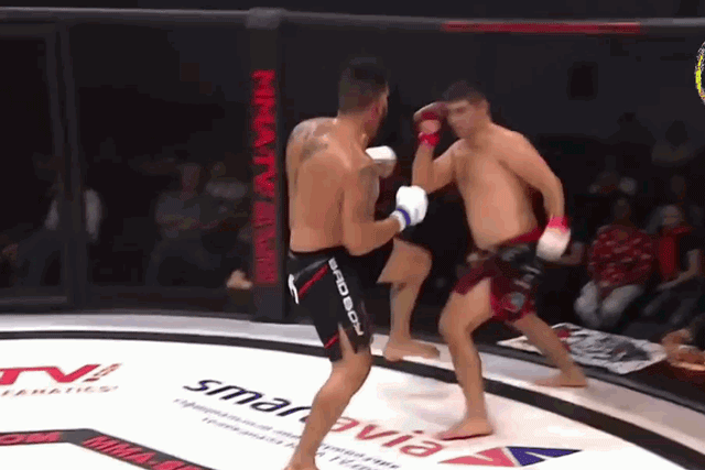 Oleg Popov đấm gục Antonio Silva.