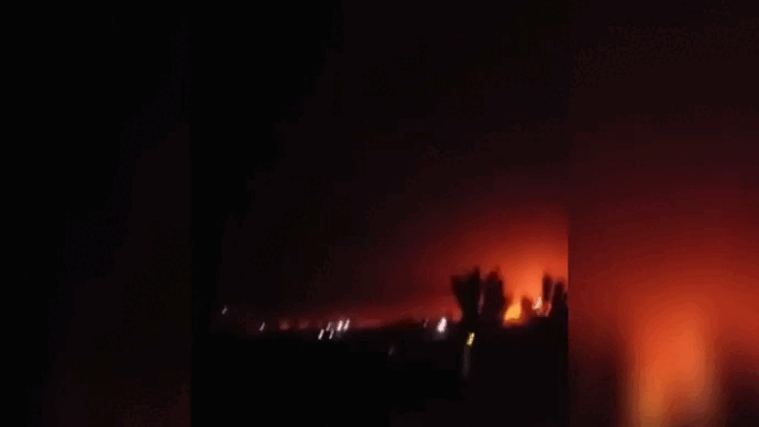 Tên lửa tới tấp tiến công địa thế căn cứ Mỹ ở Syria