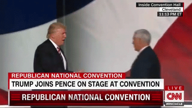 Những người ủng hộ Tổng thống Trump làm “điều khó tin“: Nhắm vào Phó Tổng thống Mike Pence ảnh 2