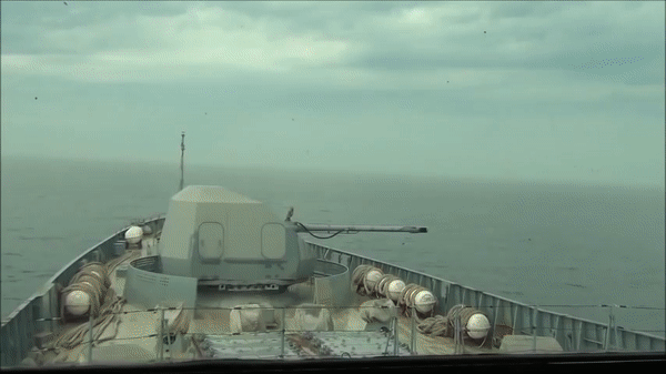 ‘Soi’ sức mạnh chiến hạm tàng hình mới nhất của Nga
