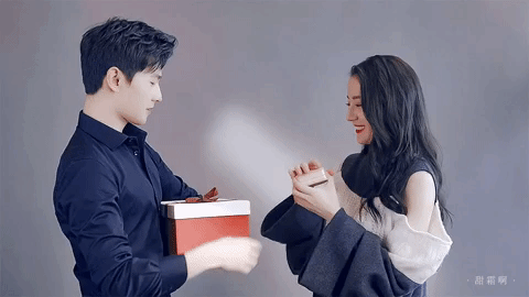 Dương Dương - Nhiệt Ba “phát đường” trong ngày đóng máy “Em Là Niềm Kiêu Hãnh Của Anh“ ảnh 1