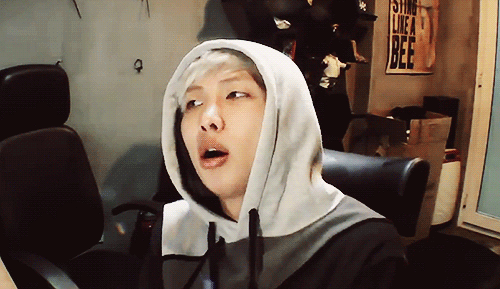 Nghe quen quen: RM (BTS) than thở vì tăng 7 kg, nhưng vẫn phải đi ăn mì để có sức giảm cân ảnh 4