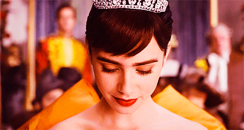 Lily Collins và những bộ phim hóa thành “nàng thơ” xinh đẹp nhất ảnh 1