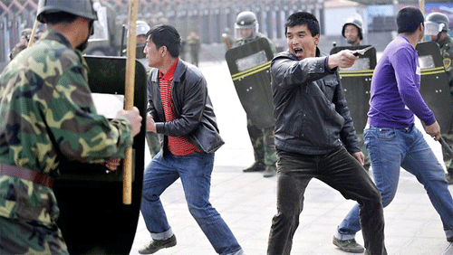 Trung Quốc bắt 6 người sau đụng độ ở Tân Cương