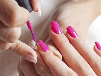 Lạm dụng sơn móng tay có thể ung thư da
