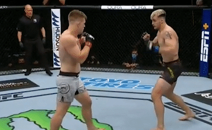 Những pha knock-out tại UFC Fight Island 6