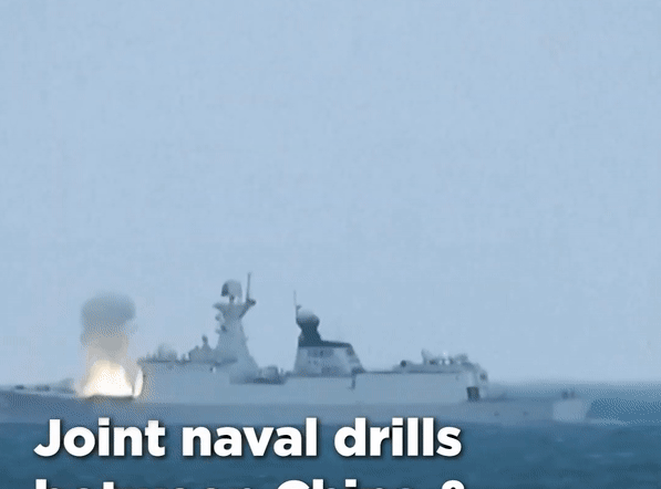 Hình ảnh tàu chiến Nga phóng tên lửa trong cuộc tập trận chung Nga - Trung trên biển Hoa Đông
