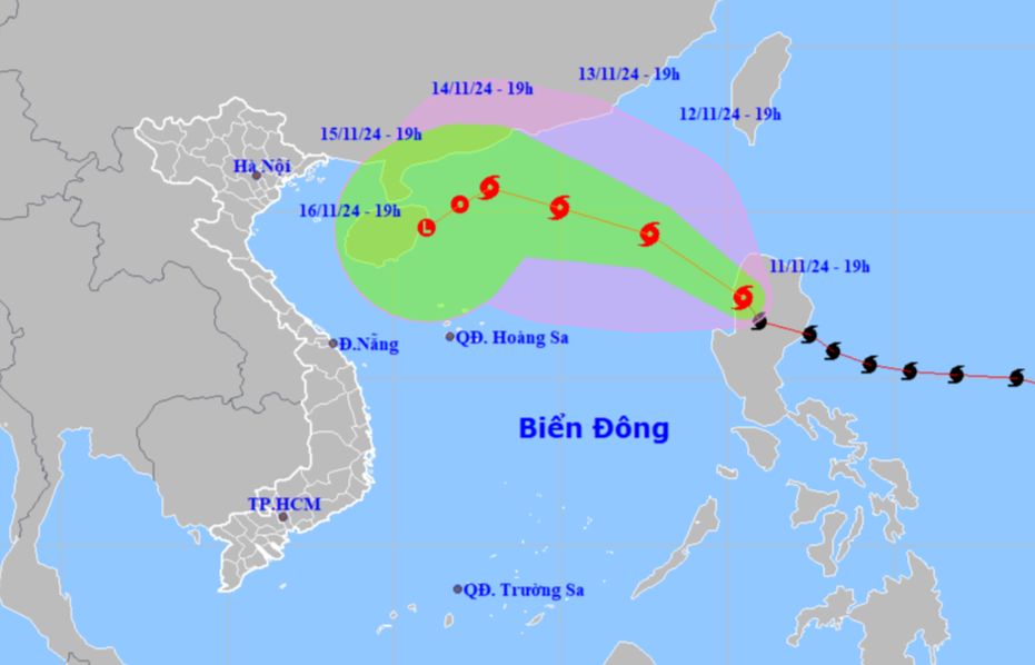 Bão số 8 tiến vào Biển Đông, sóng biển dâng cao