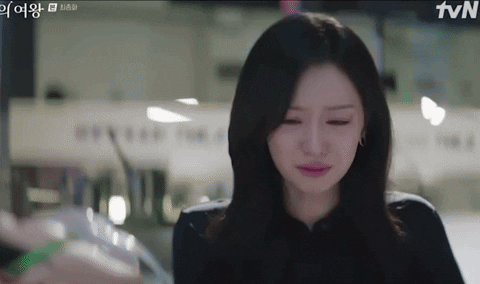 Phim của Hyun Bin - Son Ye Jin bị đánh bại