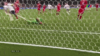 VIDEO: Harry Kane ghi bàn từ chấm 11m, sân Wembley vỡ oà