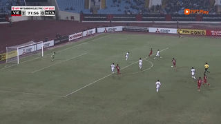 Highlights Việt Nam 3-0 Myanmar: Siêu phẩm Ngọc Quang, hẹn gặp Indonesia 