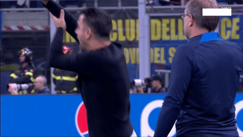 Xavi nổi điên sau khi Barca mất phạt đền trước Inter Milan