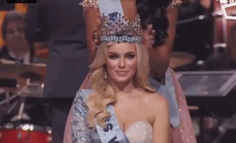 CLIP: Khoảnh khắc người đẹp Ba Lan đăng quang Miss World 2021