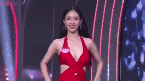 Video thí sinh Hoa hậu Việt Nam trình diễn áo tắm