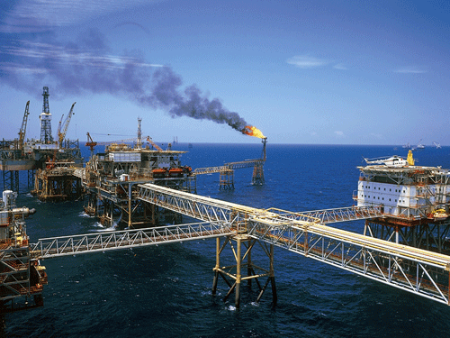 Hợp tác dầu khí vẫn là một trong những ưu tiên trong quan hệ thương mại Việt-Nga. Ảnh:TL