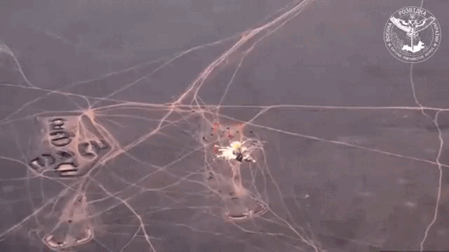 Ukraine tung video phá hủy &apos;rồng lửa S-400 Nga ở Crimea 