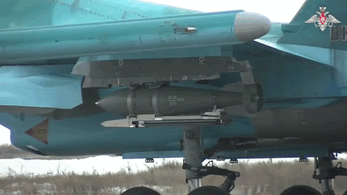 Cường kích - ném bom Su-34 Nga xuất kích tiêu diệt mục tiêu ở mặt trận Kupyansk