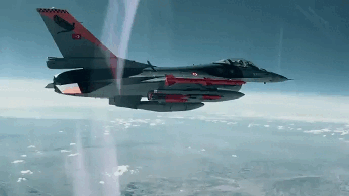 Thổ Nhĩ Kỳ phóng thành công bom lượn từ tiêm kích F-16