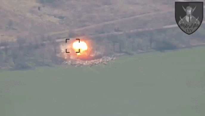 Ukraine tung video phá hủy hệ thống phòng không Strela-10 của Nga
