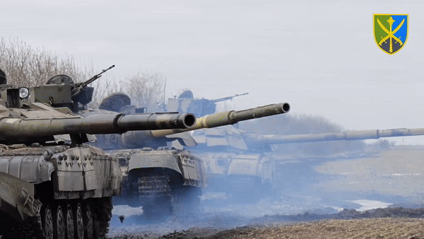Ukraine liên tục tập quy mô lớn gần Crimea