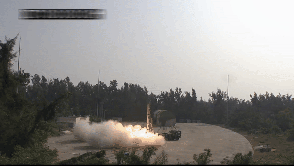 Ấn Độ thử thành công tên lửa đất - đối - đất thế hệ mới