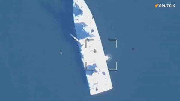 UAV cảm tử Nga phá hủy ca nô hải quân Ukraine