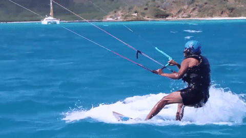 Ông Obama trổ tài lướt ván diều điêu luyện trên biển Caribbe