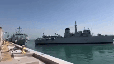 Hai tàu quân sự Anh va chạm ở cảng Bahrain