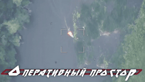 Xuất hiện video máy bay không người lái Nga phá hủy xuồng quân sự Ukraine