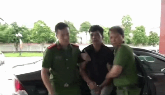 Nghẹt thở hành trình giải cứu cháu bé bị người yêu của mẹ bắt cóc làm con tin